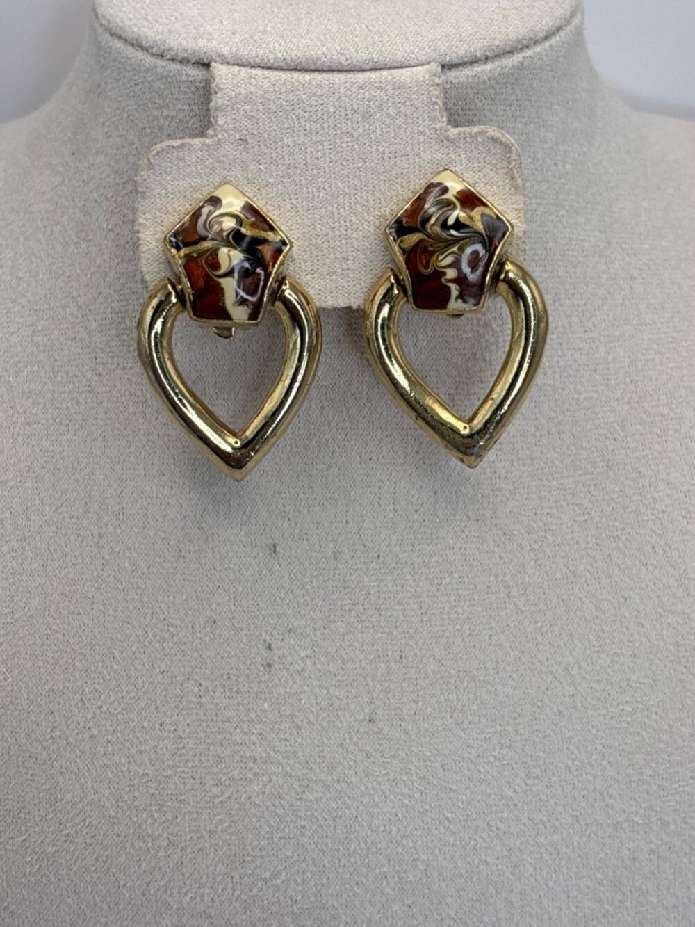 Vintage Gold Tone Open Heart Door Knocker Clip On Earrings Swirl Enamel Design